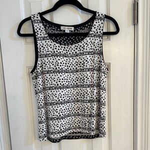 St. John Black and White Unique Fitted Sleeveless Tank Top
